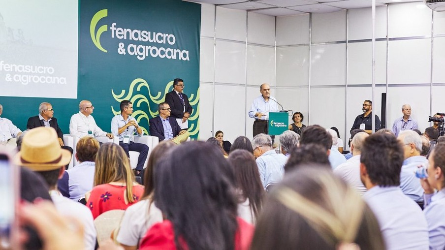 Fenasucro & Agrocana 2023 começa nesta terça-feira, dia 15, em Sertãozinho - SP
