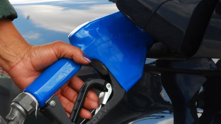 Aumento da mistura poderá causar queda no preço da gasolina