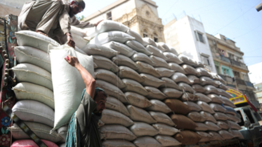 Paquistão enfrenta crise no setor de açúcar