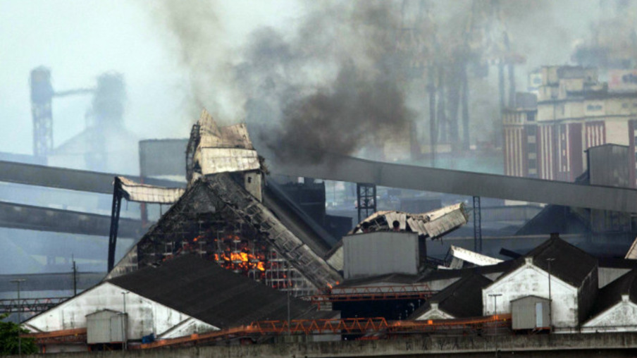 Incêndio destruiu cerca de 180 mil toneladas de açúcar em outubro passado