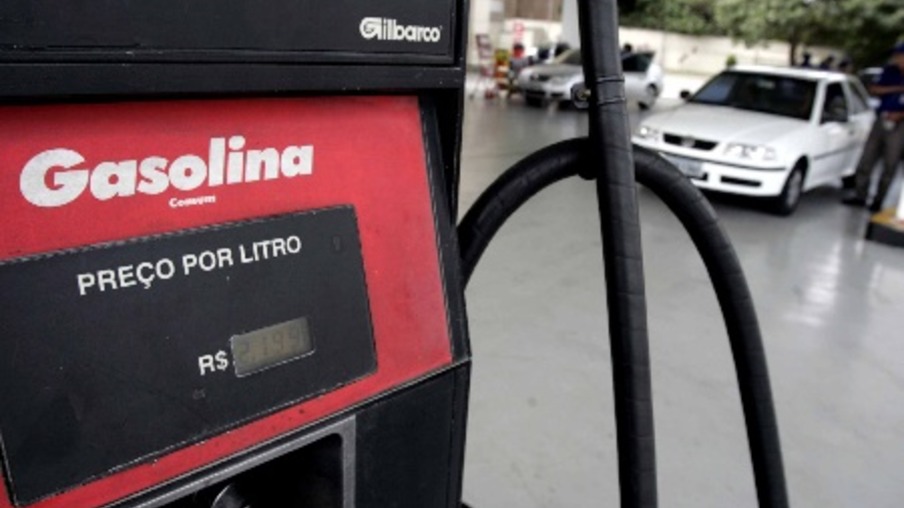 Petrobras: não há decisão sobre reajuste da gasolina  
