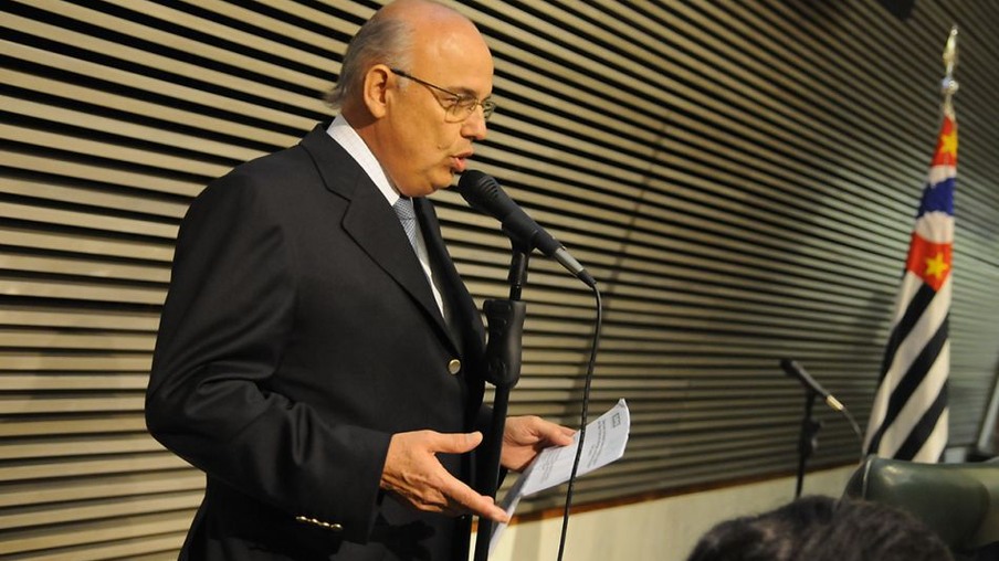 Ex-presidente da SRB lança livro "Uma visão pragmática sobre o agro brasileiro"