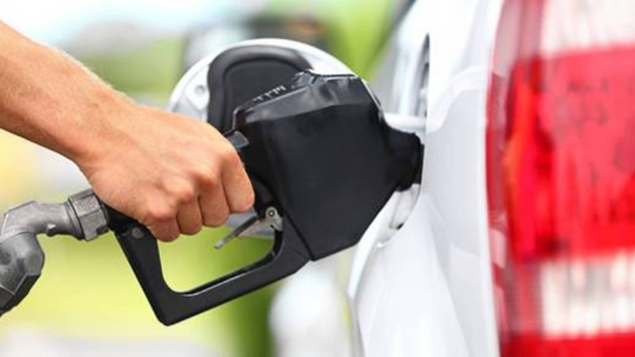 Etanol amplia vantagem sobre a gasolina