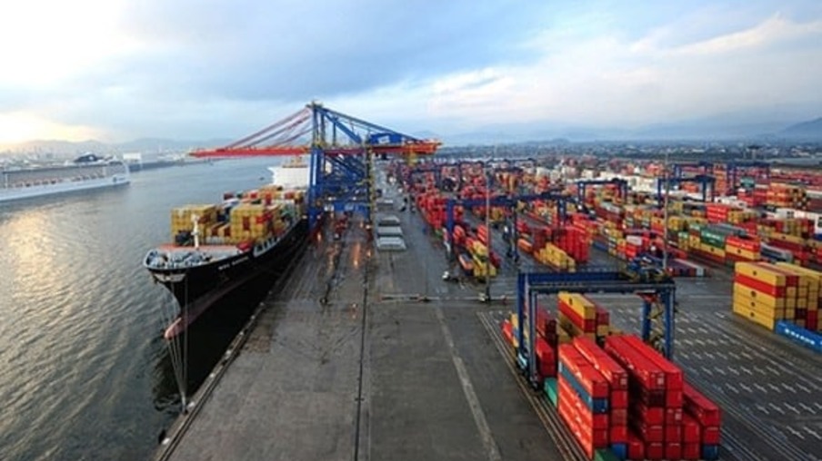 Porto de Santos: principal ponto de embarque do açúcar para o exterior
