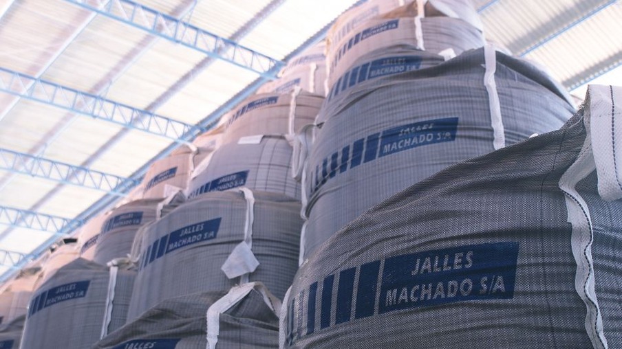 Nova fábrica de açúcar da Jalles Machado amplia possibilidades de negócios do grupo