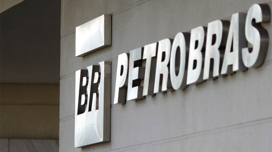 Petrobras vai pôr à venda fatia de distribuidora, postos e termelétricas