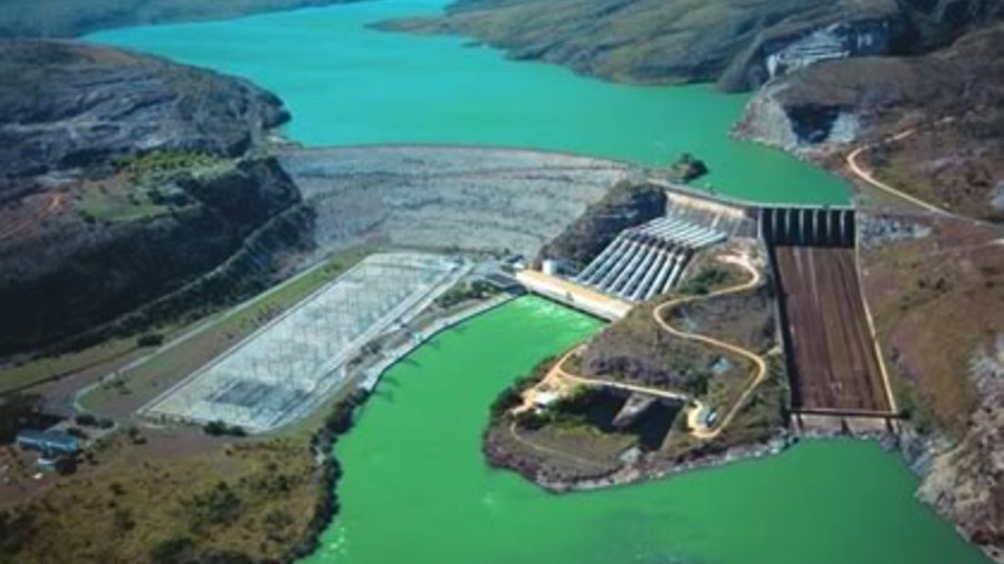 Usina Furnas, em MG: produção pelas hidrelétricas caiu 