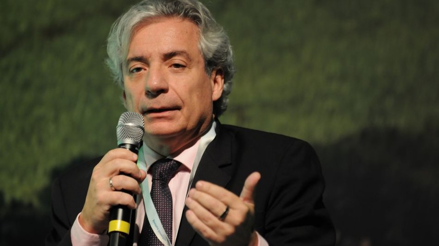 Adriano Pires desiste de assumir presidência da Petrobrás