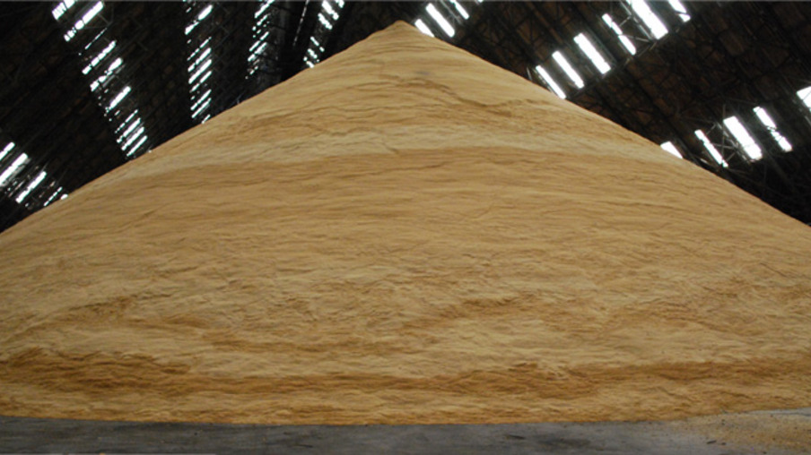 Demanda mundial de açúcar fortalece contratos em Nova York
