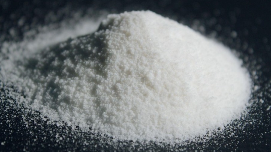 Exportação de açúcar refinado despenca 64% em fevereiro