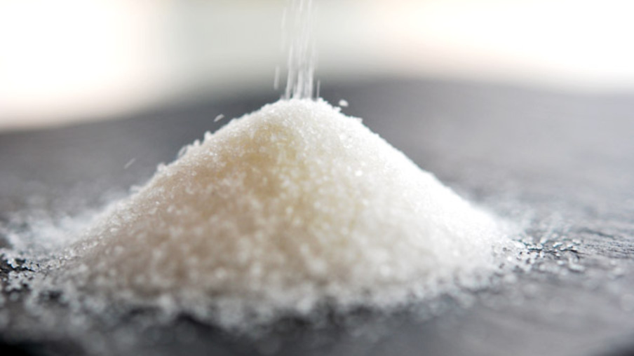 Usinas favorecem açúcar sobre o etanol com aumento dos prêmios