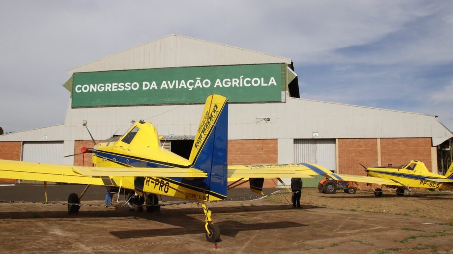 Congresso em Sertãozinho celebra 75 anos da aviação agrícola brasileira