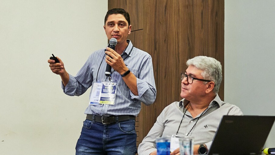 Danilo Gutierrez, gerente de novos negócios da Pedra Agroindustrial explica como se faz uma gestão industrial inteligente