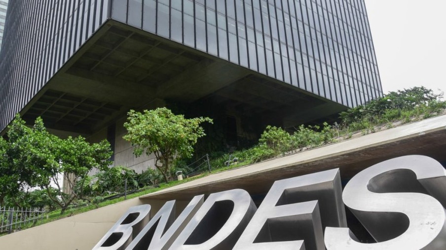 Inovação, descarbonização e transição energética estão entre focos de acordo BNDES e Petrobras