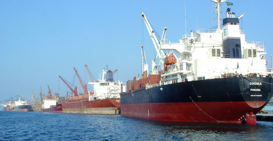 Total de navios para embarque de açúcar nos portos brasileiros é de 27
