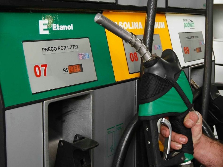 Brasil pode ter maior queda nas exportações de etanol em 11 anos