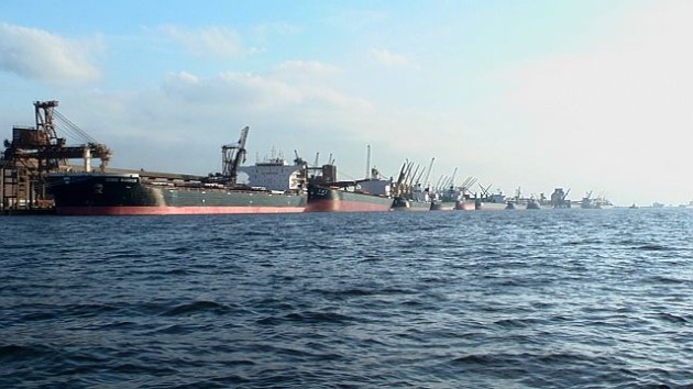 ECONOMIA-fila-navios-porto-paranagua
