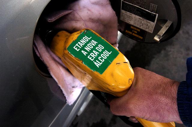 "Guerra" de preços faz litro do etanol ser vendido a R$ 1,59 em postos de Araçatuba