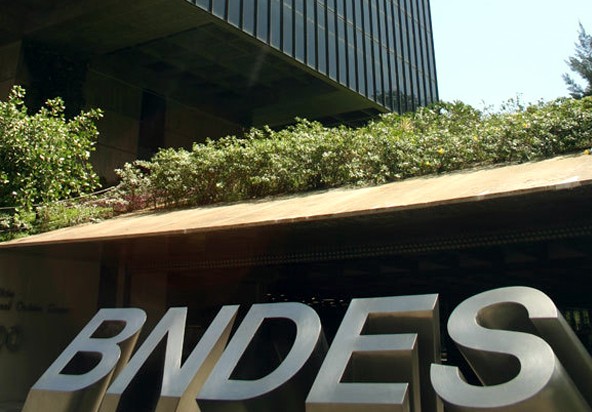 O BNDES garante manter aportes para o setor