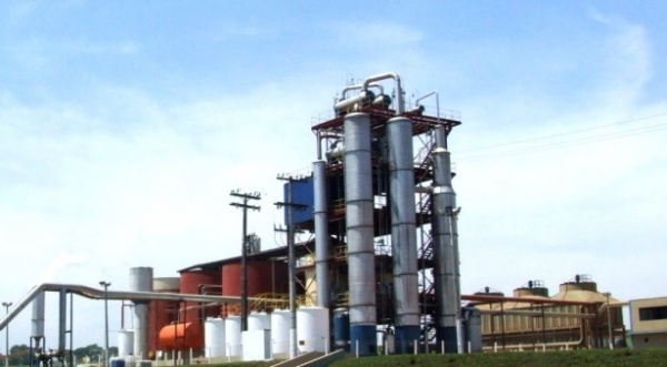 Destilaria vai à Cetesb sobre produção de etanol