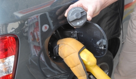 A gasolina recebe 27% de mistura de etanol anidro (Foto: Unica/Divulgação)