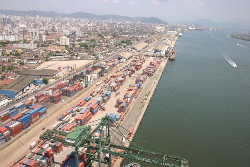 Embarques de açúcar pelo Porto de Santos recuam 27,5%